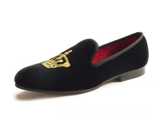 Motif Mens Summer Loafers , Slip On Crown Embroidery Mens Velvet Slippers