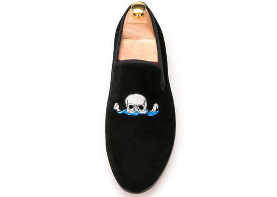 Casual Slipper Mens Velvet Loafers With Custom Skull Embroidery Decoration