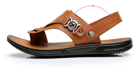 Brown Casual Mens Leather Sandals /  Mens Summer Beach Sandals With Buckle Strap