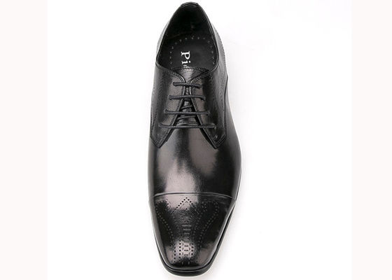 Lace - Up Mens Leather Dress Shoes Waterproof British Style Mens Black Brogue Shoes