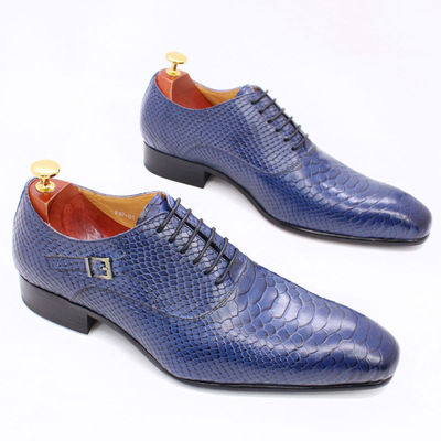 Mens Patent Leather Shoes Low Heel Mens Pointed Toe Dress Shoes With Faux Snake Pattern