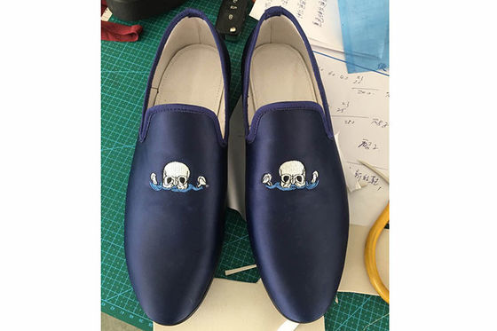 Embroidered Velvet Smoking Slippers Mens Wear Resistant OEM / ODM