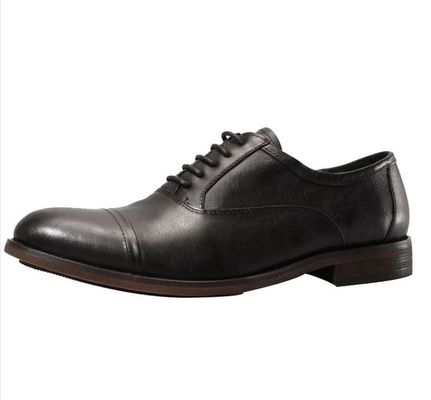 Genuine Leather Men Formal Dress Shoes With Comfortable Pointed Toe Design