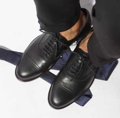 Genuine Leather Men Formal Dress Shoes With Comfortable Pointed Toe Design