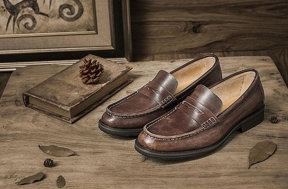 Breathable Men Brown Penny Loafers , Genuine Leather Loafer Shoes
