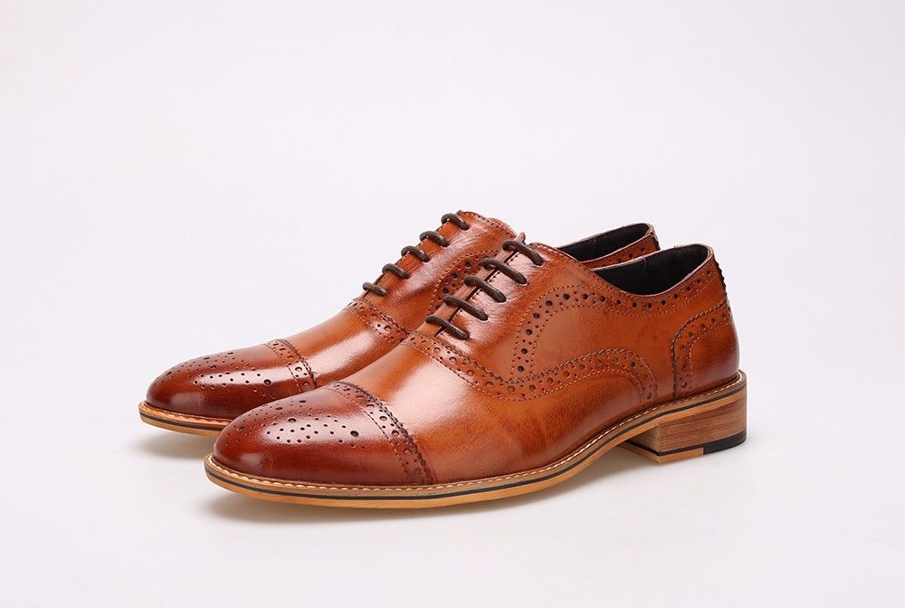 British Style handmade Men's Dress Shoes Genuine Leather Oxford Brogues Formal Shoes