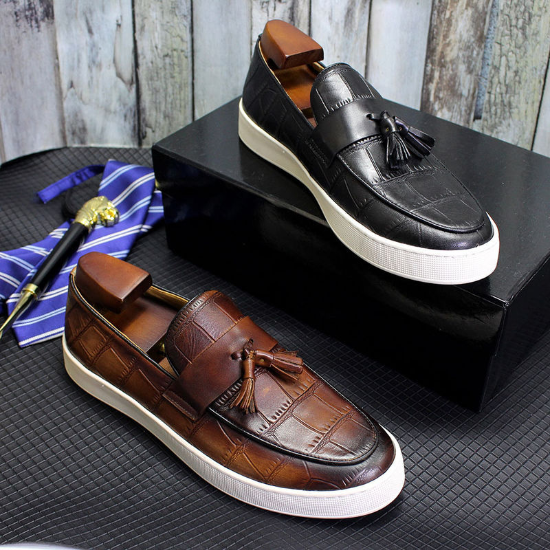Low Heel Mens Slip On Tassel Shoes Black / Brown Men Genuine Leather Casual Shoes